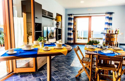 Schiazzano House | Villa Capri: Guest Rated 10/10 with Wonderful Views