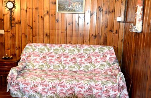 Viadanica House | Villa Carla: Family-Friendly Getaway in a Prime Location