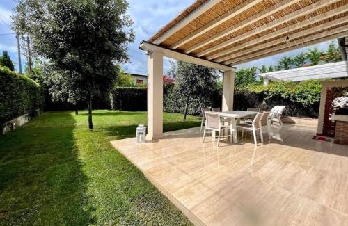Forte dei Marmi Villa | Villa Carli: Premier Oceanfront Stay in Forte dei Marmi