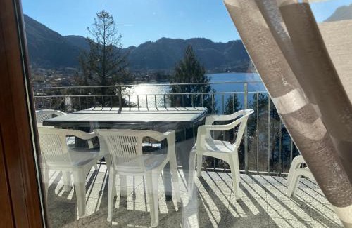 Idro Apartment | Villa Carlotta: Family-Friendly Retreat with 9/10 Guest Rating