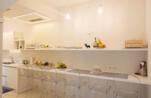 Minori House | Discover Villa Carlotta Minori: Family-Friendly Retreat