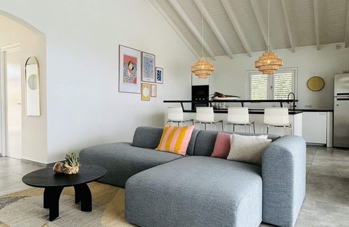 St. Marie House | Bright Villa Cas Horizon - Coral Estate with Private Pool