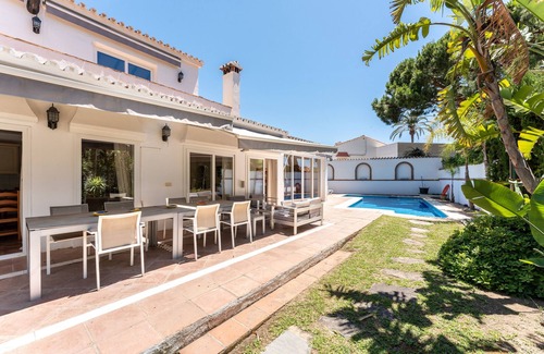 Urbanizacion Marbessa Villa | Villa 'Casa Adelina': Pool, Garden & Oceanfront Retreat