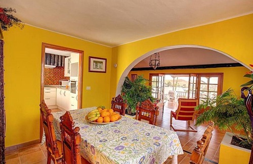 Nazaret Villa | Experience Villa Casa Concha: Ocean View & Relaxing Spa