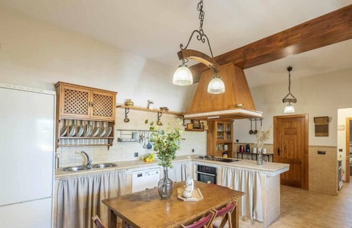 Cabra Villa | Villa "Casa Rural Las Infantas" with Mountain View, Pool & Wi-Fi
