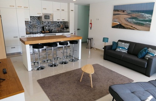 Alcobaca Villa | Relaxing Villa Casa Tranquilespiral with Ocean View & Pool