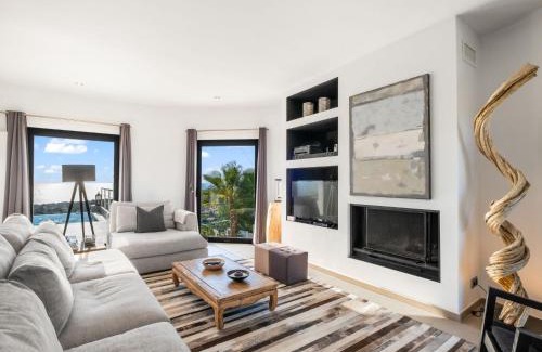 Benimeit Villa | Discover Villa Casawaouw: Family-Friendly with Pool Access