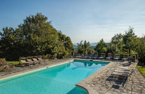 San Giustino Villa | Discover Villa Case a Cantuccio: Oceanfront Retreat Awaits