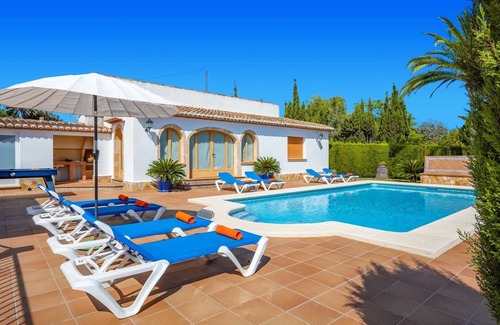 Tarraula Villa | Discover Villa Caseta Pearl: Your Family-Friendly Retreat