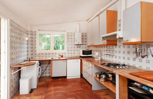 Llanca House | Oceanfront Villa Cassiopee: Pet-Friendly Escape