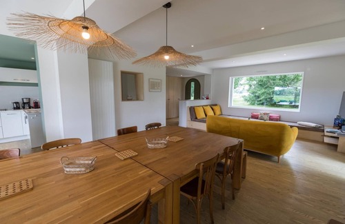 Herm House | Discover Villa Cassora - A Family-Friendly Retreat