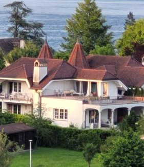 Kastanienbaum House | Beachfront Bliss at Villa Castagna Guesthouse - 8.7/10 Rating