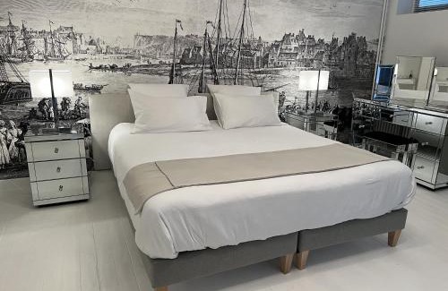 Dieppe Bed & Breakfast | Oceanfront Villa Castel Chambres d'hôtes - Rated 9.4/10