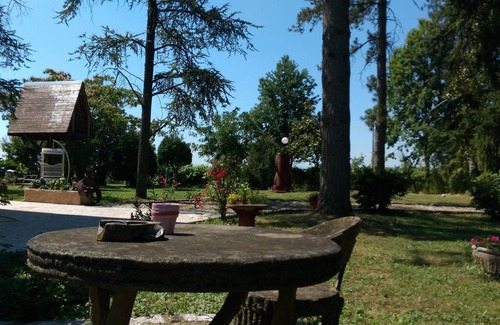 Reggio nell'Emilia House | Beautiful Villa Castellazzo: Farm Holiday with Breakfast Included