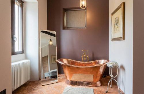 Azzano Villa | Relaxing Villa Castravalva with Oceanfront Views