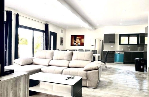 Empuriabrava Villa | Unforgettable Villa Catalunya with Oceanfront Views