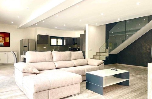 Empuriabrava Villa | Unforgettable Villa Catalunya with Oceanfront Views
