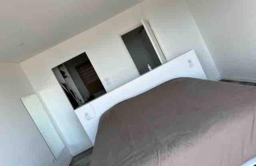 Saint-Paul House | Relax at Villa Catamaran: Family-Friendly with Pool & Hot Tub