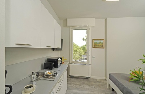 Rivoltella Apartment | Villa Caterina Studio: Family-Friendly with Pool Access