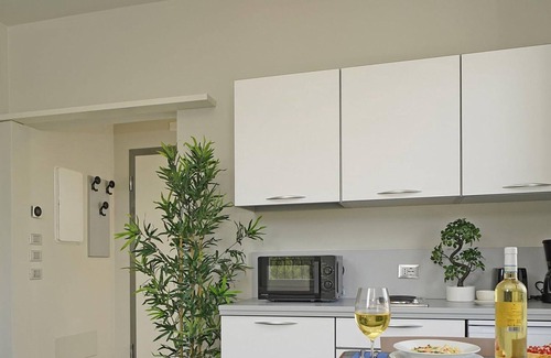Rivoltella Apartment | Villa Caterina Studio: Family-Friendly with Pool Access