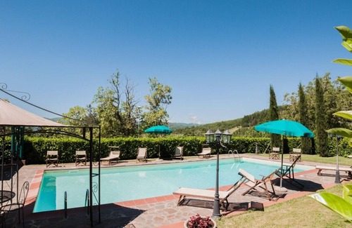 Pratovecchio Villa | Villa Caterina: Private Pool Oasis with Scenic Country Views