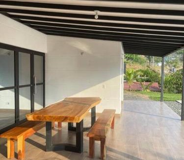 Sopetran Villa | Villa Cerat