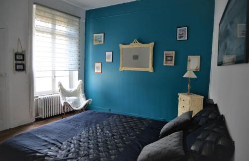 Chateau-Gontier House | Villa Château Gontier: Poolside Retreat for Families