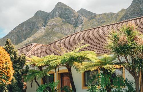 Kleinmond House | Ocean View Oasis at VillaChad Guesthouse - 10/10 Rated Stay
