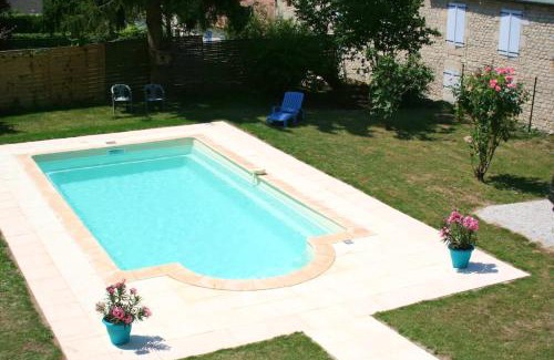 Montfaucon Villa | Inviting Villa with Private Pool & Garden in Montfaucon