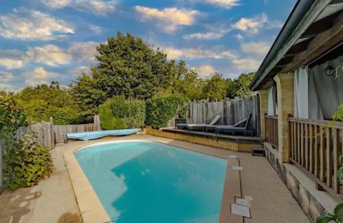 Beynac-et-Cazenac Villa | Idyllic Villa with Private Pool & Garden in Beynac