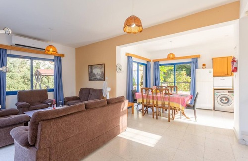 Polis Villa | Top-Rated Villa Charoula with Private Pool and WiFi
