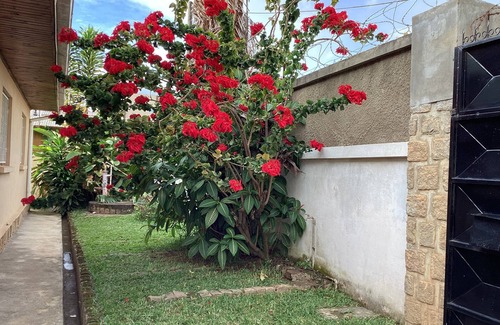 Antananarivo Villa | Cozy Villa Chezsoa with Breakfast & Family-Friendly Vibes