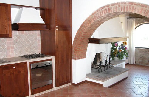 Cetona Villa | Idyllic Villa with Pool and Expansive Park in Cetona