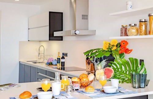 Canico House | Villa Chimera: Family-Friendly Retreat with Private Pool