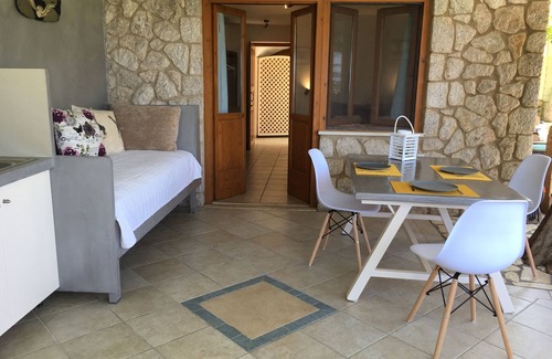 Agios Nikitas Apartment | Discover Villa Christianna, Eolos: Oceanfront Oasis Awaits