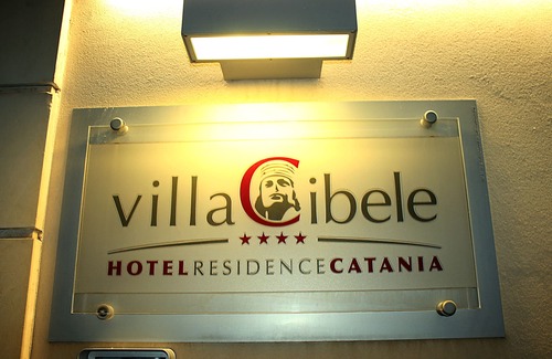 Cibali House | Discover Villa Cibele: 4-Star Comfort with Spa & Dining