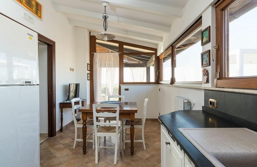 Paceco Villa | Villa Cielo: Relax by the Pool near Sicily's Seaside