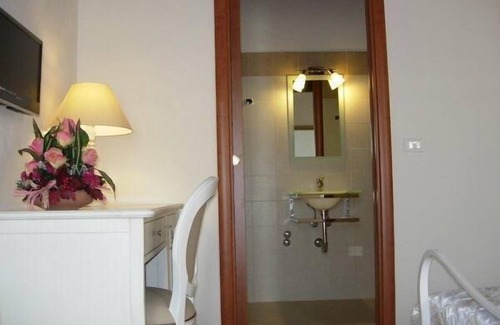 Mantua Bed & Breakfast | Relax at Villa Cittadella: Spa & Family-Friendly Escape