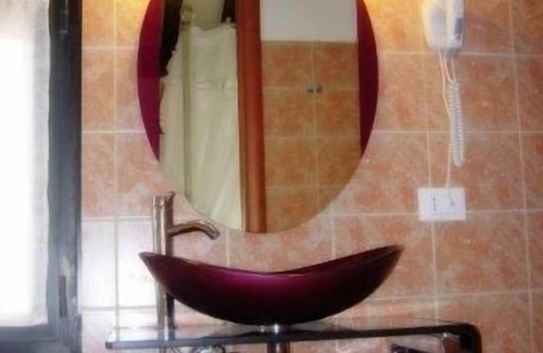 Mantua Bed & Breakfast | Relax at Villa Cittadella: Spa & Family-Friendly Escape