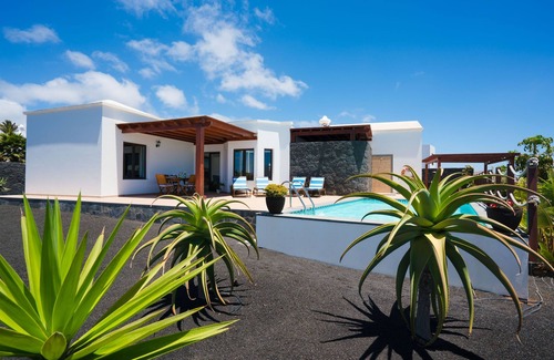 Tias House | Villa Clara: Tranquil Getaway with Private Heated Pool
