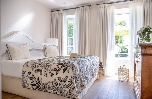 Saint-Martin-de-Re Hotel | Elegant Villa Clarisse & Spa: Guest Rated 9.8/10