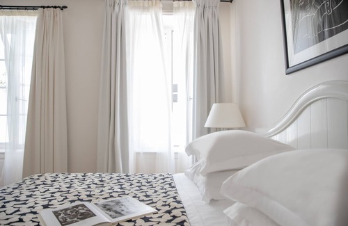Saint-Martin-de-Re Hotel | Elegant Villa Clarisse & Spa: Guest Rated 9.8/10