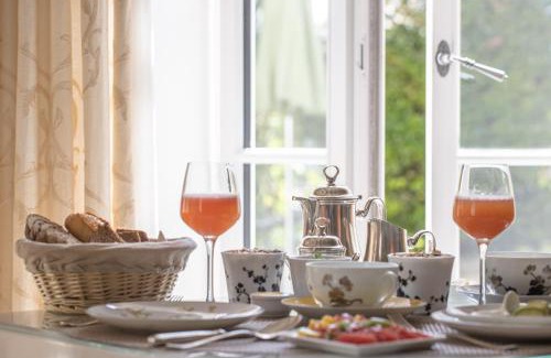 Saint-Martin-de-Re Hotel | Exquisite Villa Clarisse & Spa: Oceanfront Bliss Awaits