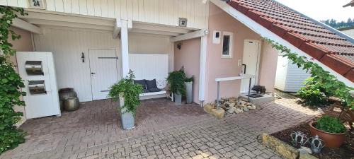 Cleebronn Apartment | Discover Villa Clee Ferienwohnungen: Family-Friendly Retreat