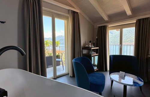Colonno Hotel | Villa Clementina Boutique Hotel - Guest Rated 9.8/10