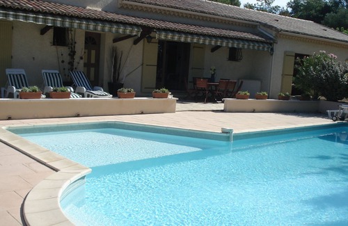 Pont-Saint-Esprit Villa | Relaxing Retreat with Pool & Family-Friendly Amenities