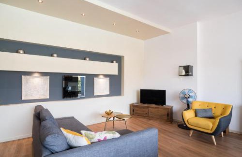 Beziers Villa | Idyllic Villa with Private Pool Near the Beach in Southern France