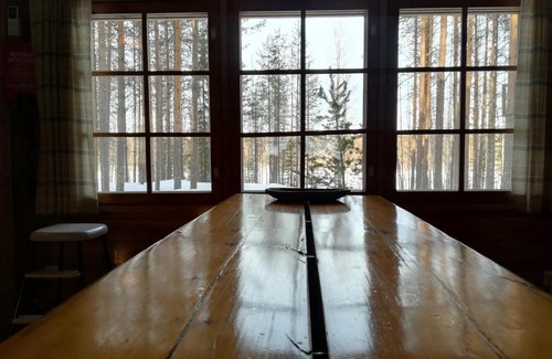 Lampivaara Ski Chalet | Villa Cloudberry: Oceanfront Escape with Private Beach Access