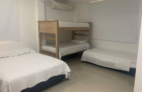 San Andres Hotel | Comfortable Villa Lithany 2: Pet and Child Friendly Stay