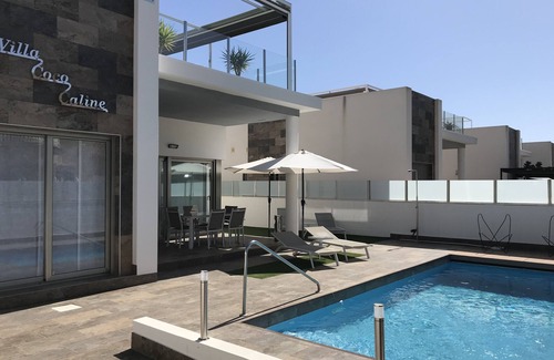 Orihuela Costa Villa | Villa Coco Caline - Modern Oasis with Private Pool & Beach Access